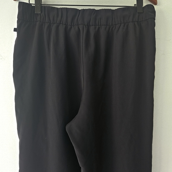 Lululemon Black Tie Waist Noir Crop Pants Size 12 - Picture 6 of 9